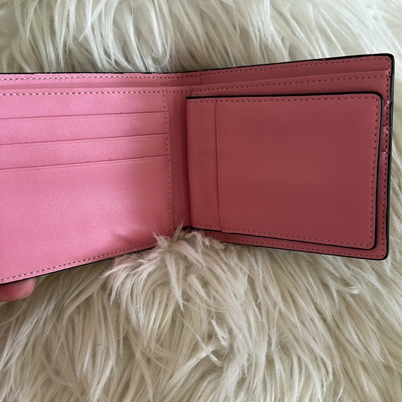 EUC MCM bifold wallet - Picture 3 of 5